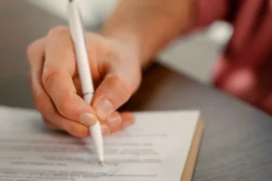 Allianz-Ţiriac preia Campion Broker, dar cu condiții severe