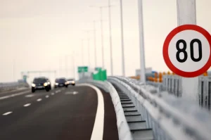 CNAIR respinge circulația în ambele sensuri pe A10, din cauza riscurilor