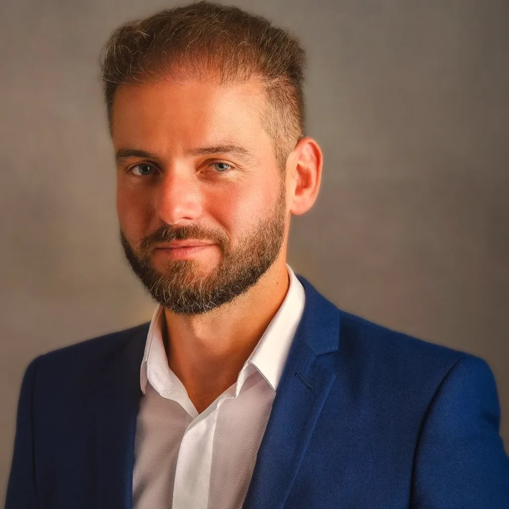 Cum se transformă munca programatorilor în România
