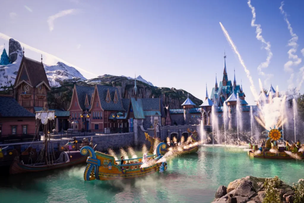 Disneyland Paris transforma lumea cu World of Frozen