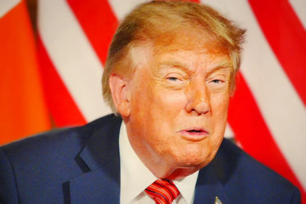 Trump promite 1 milion de dolari pentru informații care duc la condamnare