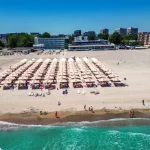 Turiștii cheltuiesc 2.205 lei pe un sejur de patru nopți pe litoralul românesc